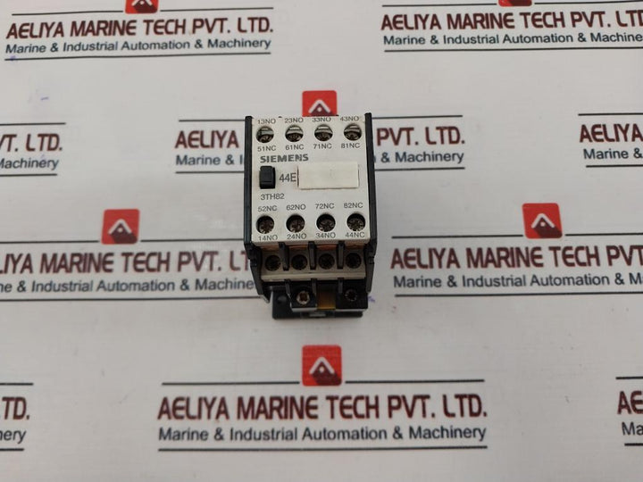 Siemens 3Th82 44-0A Contactor 110V 50Hz 132V 60Hz