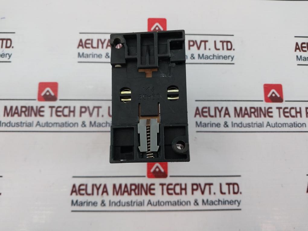 Siemens 3Th82 44-0A Contactor 110V 50Hz 132V 60Hz