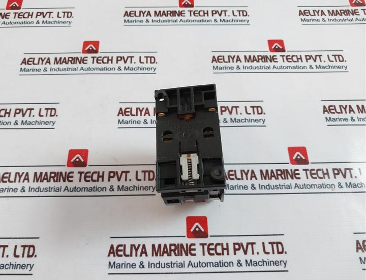 Siemens 3Th82 44-0A Contactor Control Relay 50/60Hz