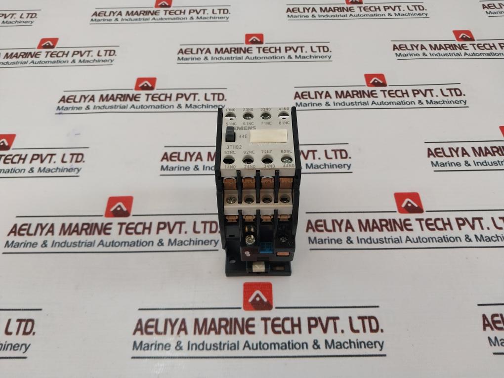 Siemens 3Th82 44-0X Contactor Relay 16A 660V