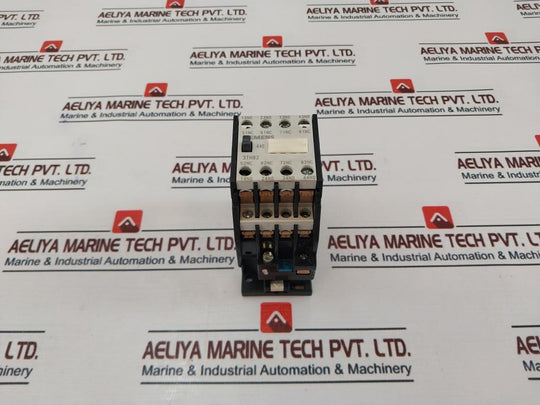Siemens 3Th82 44-0X Contactor Relay 16A 660V