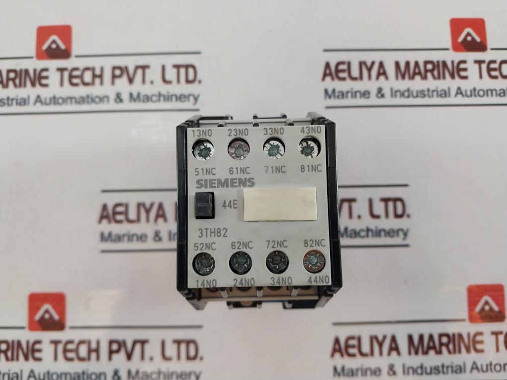 Siemens 3Th82 44-0X Contactor Relay 16A 660V