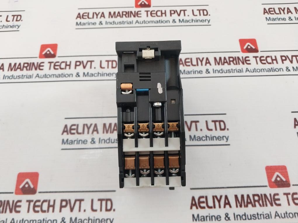 Siemens 3Th82 44-0X Contactor Relay 16A 660V