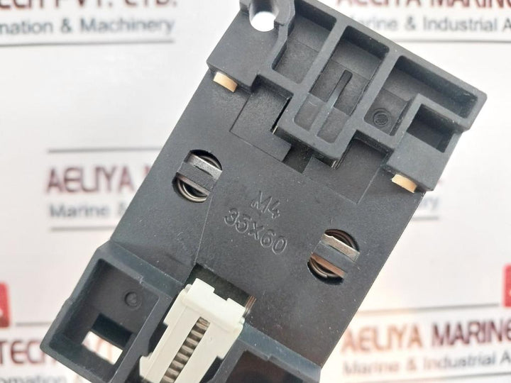 Siemens 3Th82 44-0X Contactor Relay 16A 660V
