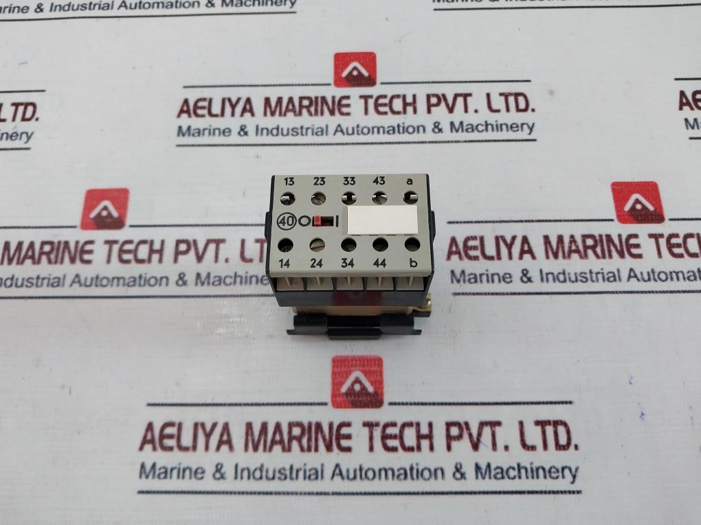 Siemens 3Tj10 00-0A Control Relay