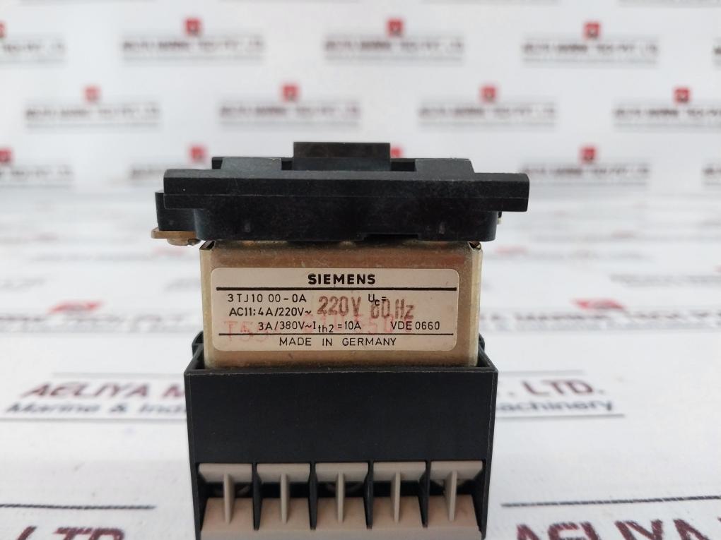 Siemens 3Tj10 00-0A Control Relay