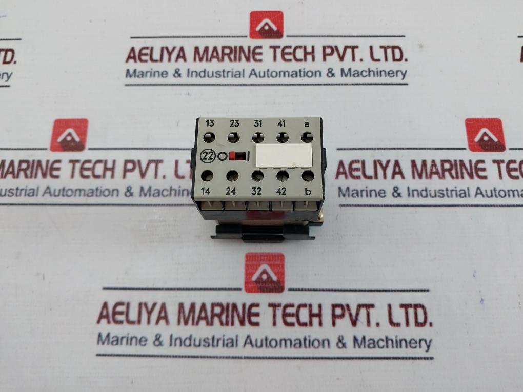 Siemens 3Tj10 02-0A Control Relay 220V 60Hz