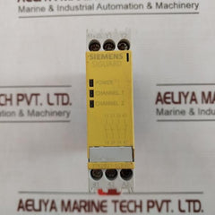 Siemens 3Tk2821-1Cb30 Sirius Safety Relay With Enabling Circuit 300V
