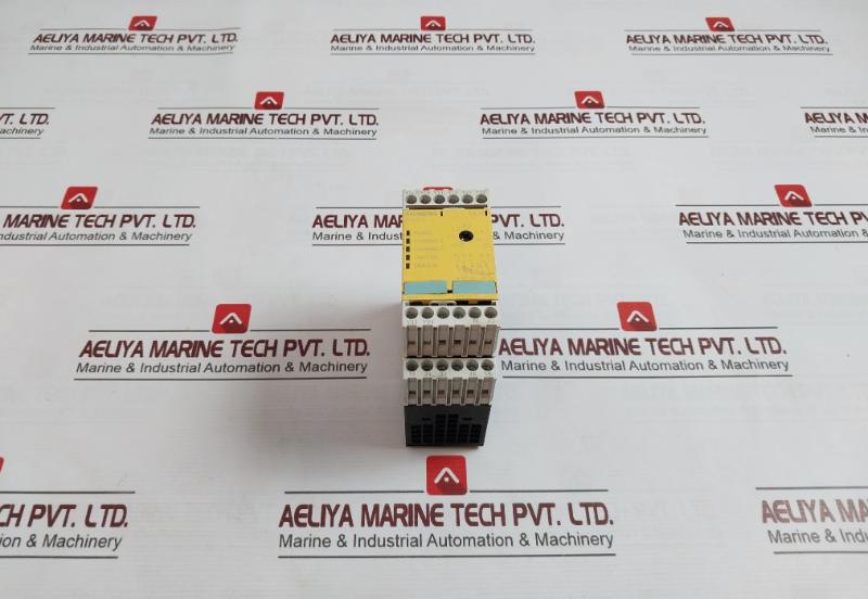 Siemens 3Tk2828-1Bb41 Sirius Safety Relay 3Zx1012-0Tk28-5Ca1 24Vdc Iec 60947-5-1