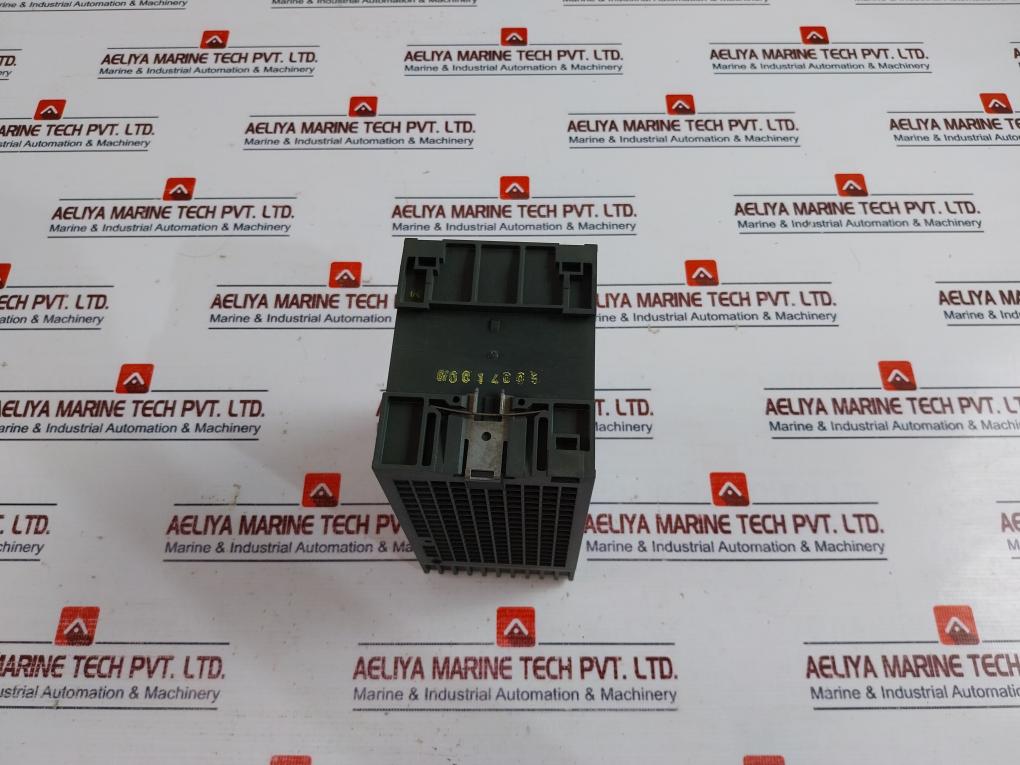 Siemens 3Tk2907-0Bb4 Safety Relay Dc 24V 6A/240V Ac