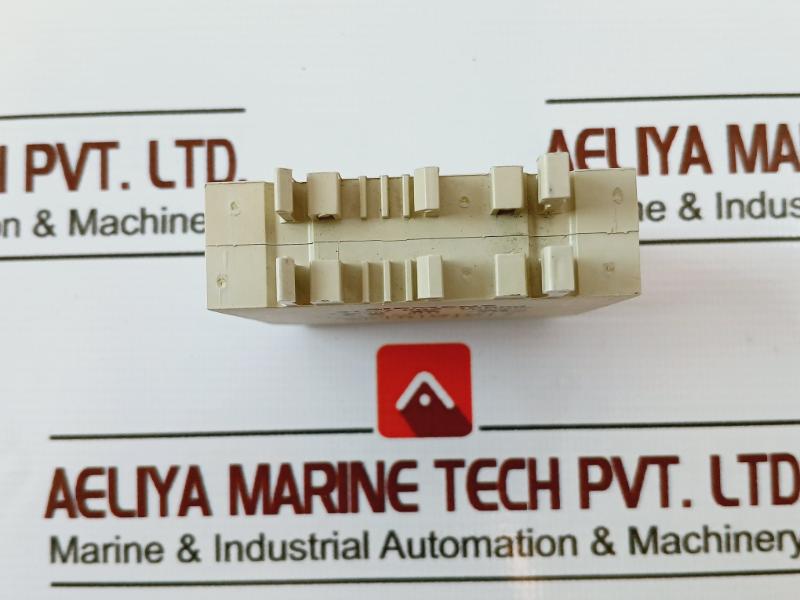 Siemens 3Tx7 002-1Bb00 24V Ac/Dc Relay 0.75W 2.5Mm2 &nbsp;509618Eqq