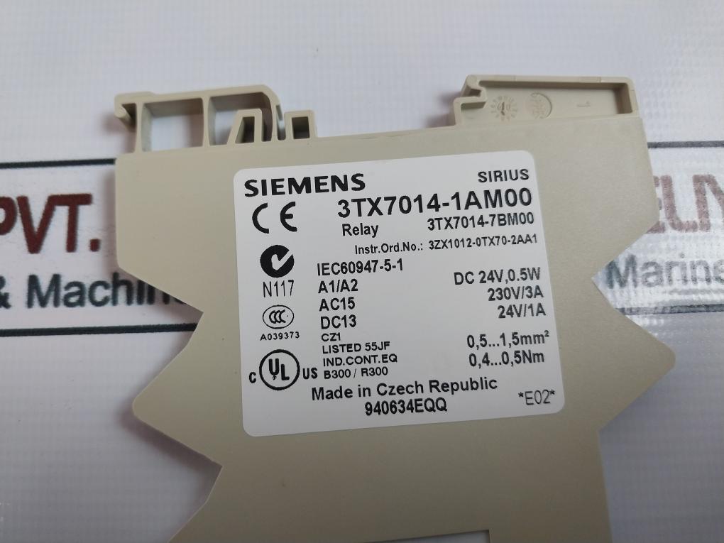 Siemens 3Tx7014-1Am00 Interface + Plug-in Relay 6A 30Vdc