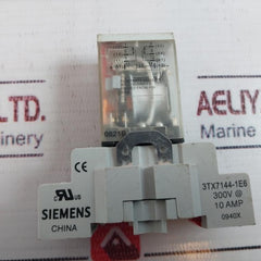 Siemens 3Tx7114-5Lc13 Plug-in Relay With Base 24Vac