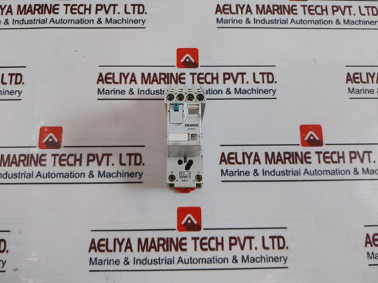 Siemens 3Tx7144-4E5 Relay With Socket Base 10A, 300V