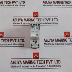 Siemens 3Tx7144-4E5 Relay With Socket Base 10A, 300V