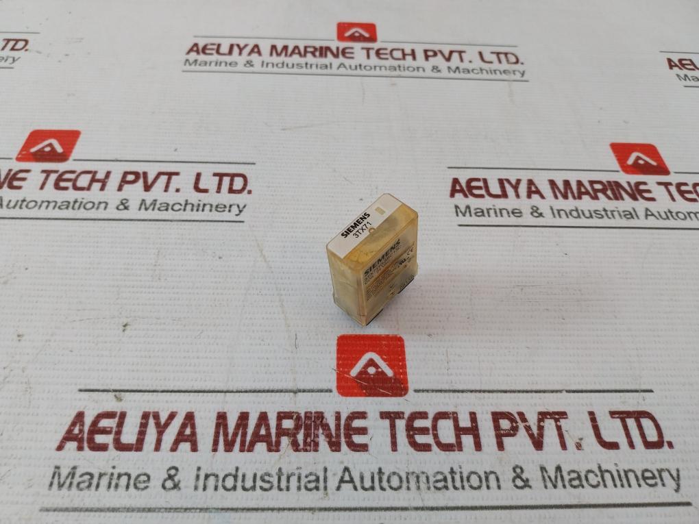 Siemens 3Tx7144-ie7 Relay Socket With Base 220-250Vac 15A 300V 0750Z 97899