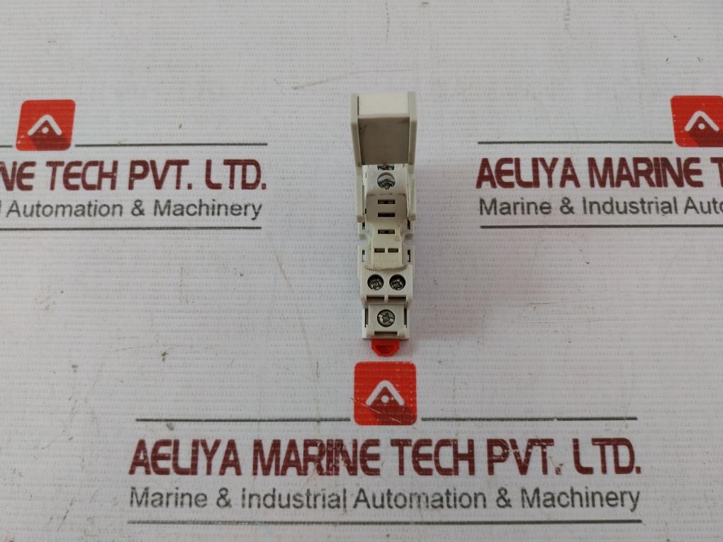 Siemens 3Tx7144-ie7 Relay Socket With Base 220-250Vac 15A 300V 0750Z 97899