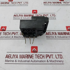Siemens 3Ua4801-0T Overload Relay 750V 900V Ie 1A 500V Vde 0660