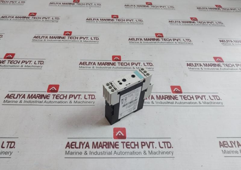 Siemens 3Ug4501-1Aw30 Sirius Analog Monitoring Relay Iec 60947-5-1 300V 4Kv