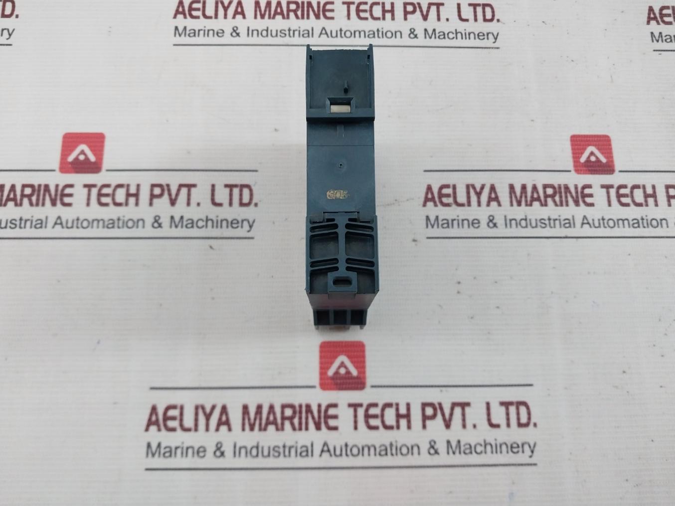 Siemens 3Un2100-0An7 Ptc Thermistor Tripping Unit 3Un21 50/60Hz Typ A