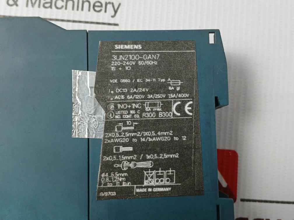Siemens 3Un2100-0An7 Thermistor Vde 0660 50/60Hz