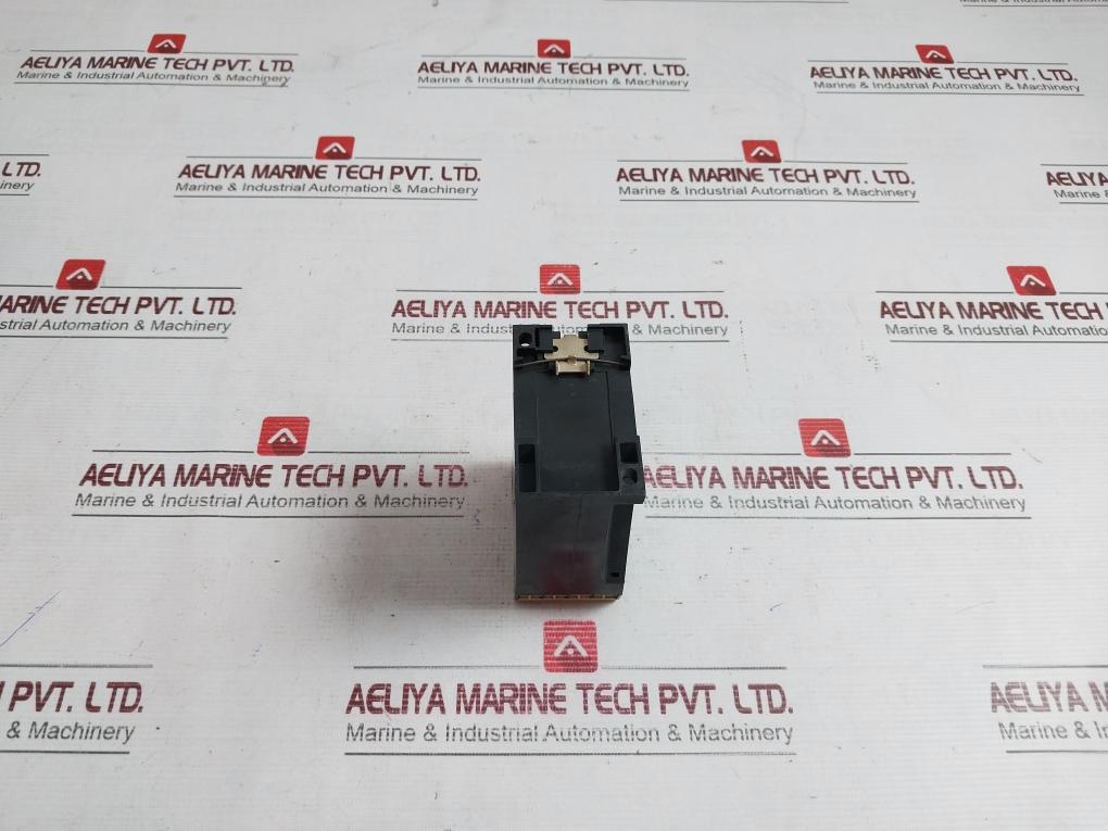 Siemens 3Un8 002 Thermal Motor Protection Unit 110V 40-60Hz