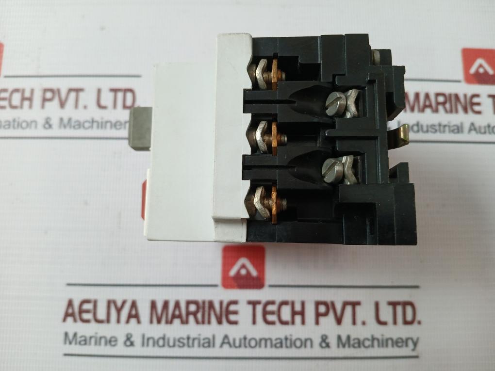 Siemens 3Ve1010-2F Motor Starter Protector Iec 157-1 Vde 0660 500V~ 0.63 – 1A