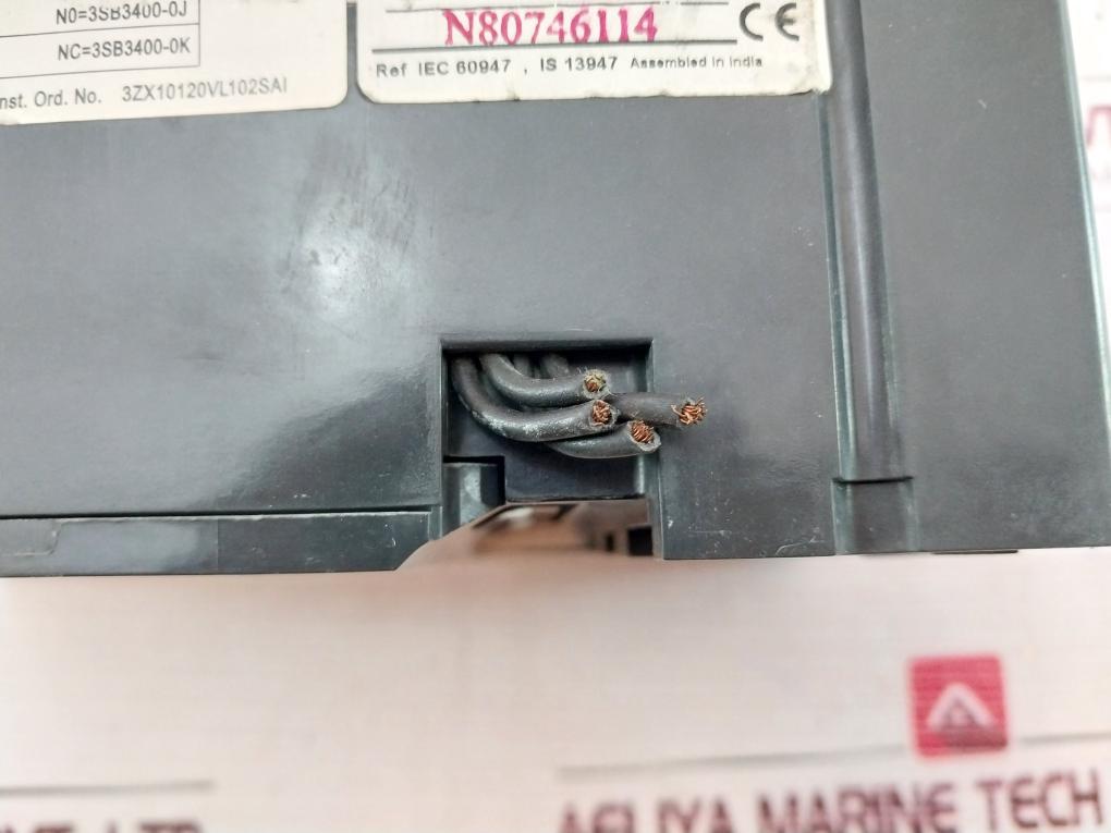 Siemens 3Vl1710-1Dd36-0Aa0 Circuit Breaker 50/60Hz