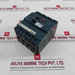 Siemens 3Vt8032-1Aa04-0Aa2 Molded Case Circuit Breaker 50/60Hz 4 Pole 500Vac