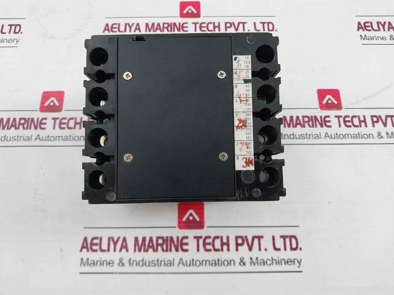 Siemens 3Vt8032-1Aa04-0Aa2 Molded Case Circuit Breaker 50/60Hz 4 Pole 500Vac