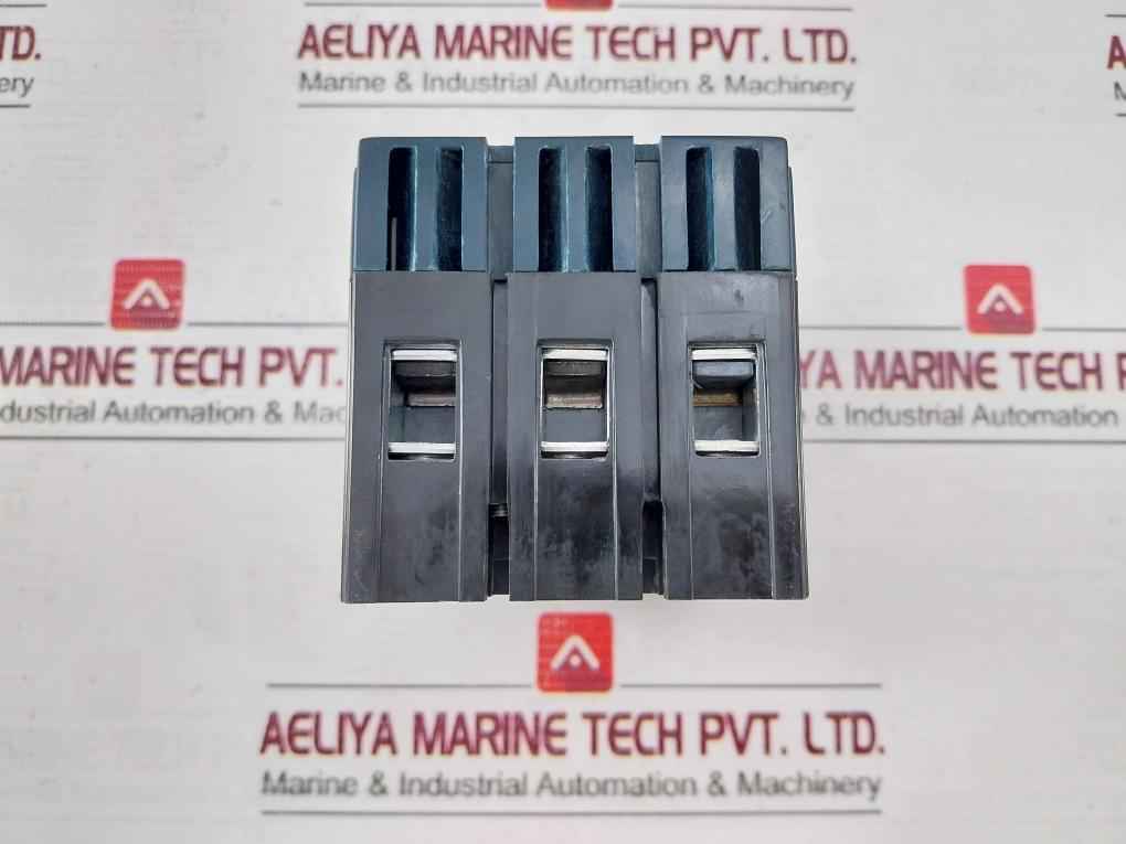 Siemens 3Vt8108-2Aa03-0Aa2 3 Pole Molded Case Circuit Breaker 500Vac 50/60Hz