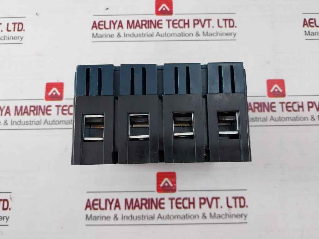 Siemens 3Vt8212-1Ba04-0Aa2 4 Pole Molded Case Circuit Breaker Vt160N 125A