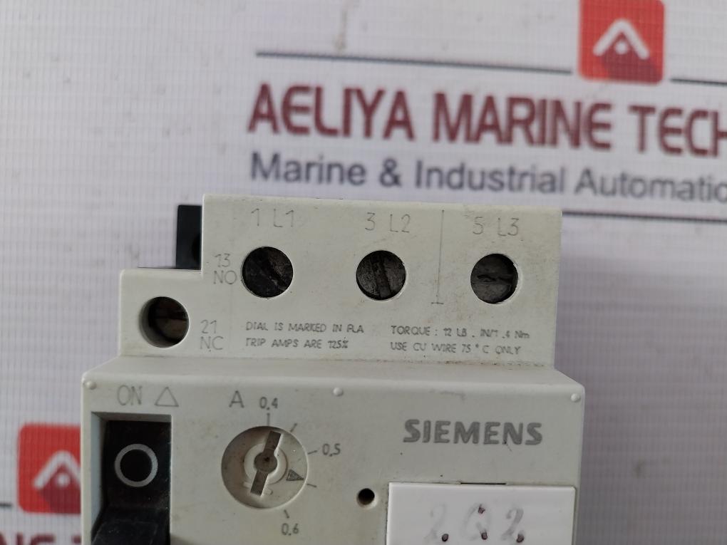 Siemens 3Vu1300-1Me00 Circuit-breaker 600 Vac 50/60 Hz Vde 0660 6 Kv