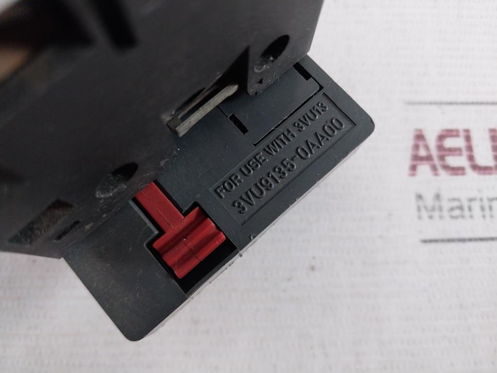 Siemens 3Vu1300-1Mf00 Motor Protector Circuit Breaker 3 Pole 0.6–1A 600Vac