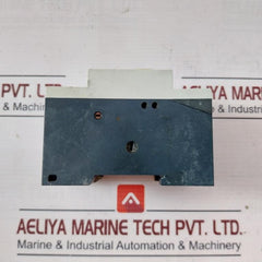 Siemens 3Vu1300-1Mg00 Circuit Breaker Ac-3 50/60Hz I: 19A G/9250A111