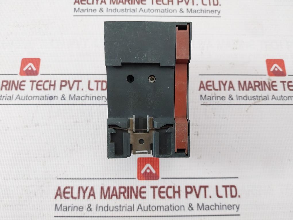 Siemens 3Vu1300-1Mp00 Circuit-breaker 300A Vde 0660 50/60Hz 600 Vac 18–25 A