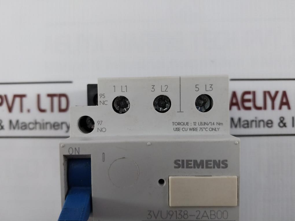 Siemens 3Vu9138-2Ab00 Current Limiter