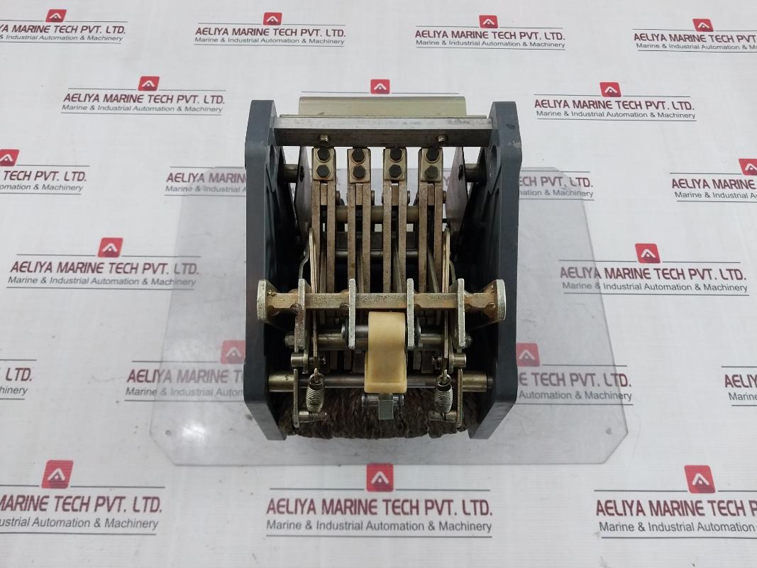 Siemens 3Wb1561 0Jb05 0Aa1 Air Circuit Breaker (Part Only)