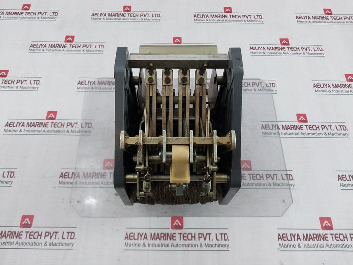 Siemens 3Wb1561 0Jb05 0Aa1 Air Circuit Breaker (Part Only)