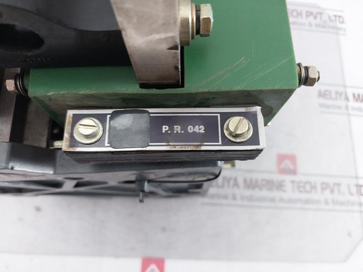 Siemens 3Wb1561 0Jb05 0Aa1 Air Circuit Breaker (Part Only)
