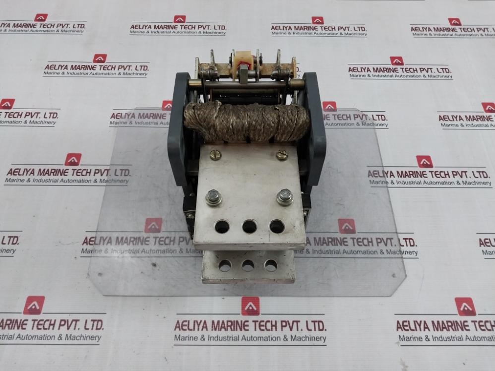 Siemens 3Wb1561 0Jb05 0Aa1 Air Circuit Breaker (Part Only)