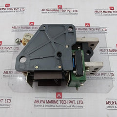 Siemens 3Wb1561 0Jb05 0Aa1 Air Circuit Breaker (Part Only)