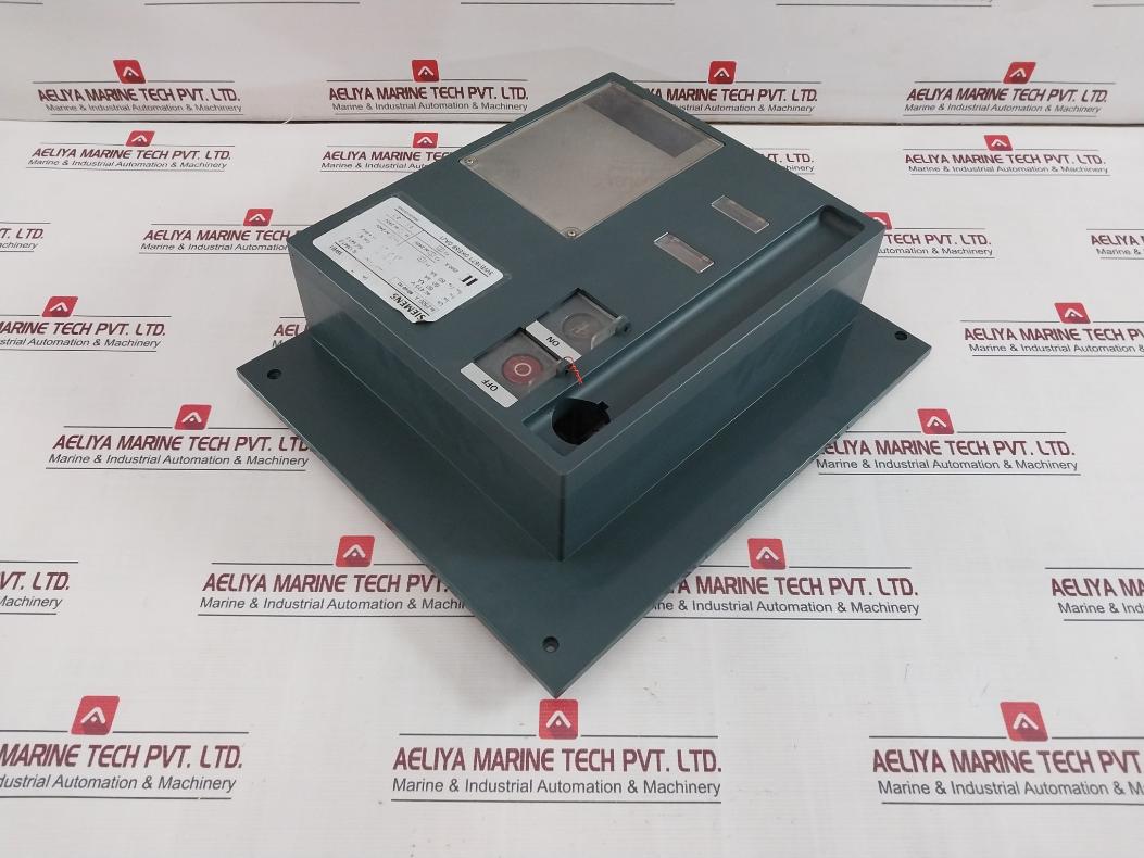 Siemens 3Wb1671 0Kb58 0Aj1 Panel Cover Iec 947-2 50/60Hz 2500A