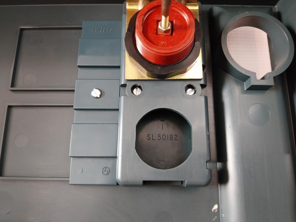 Siemens 3Wb1 Air Circuit Breaker Panel Cover 1600 A