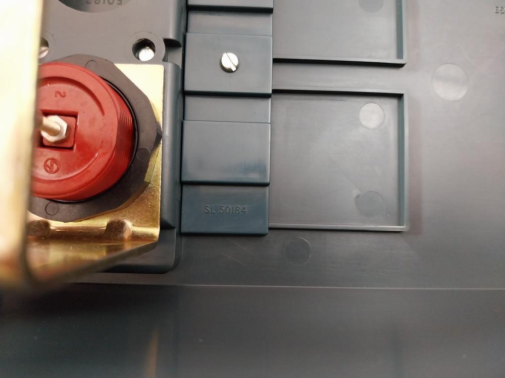 Siemens 3Wb1 Air Circuit Breaker Panel Cover 1600 A