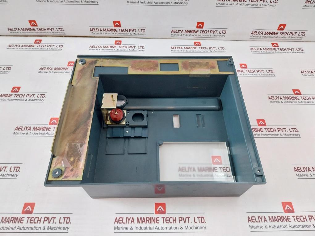 Siemens 3Wb1 Air Circuit Breaker Panel Cover 1600 A