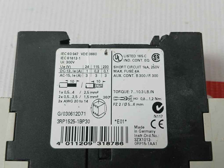 Siemens 3rp1525-1bp30 Multifunction Timer Relay
