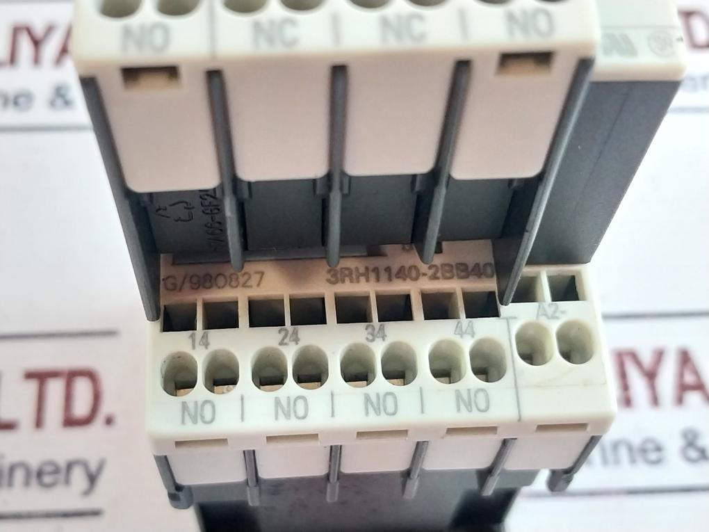 Siemens 3rt1916-1lm00,3rh1140-2bb40,3rh1911-2ga22 Contactor Relay