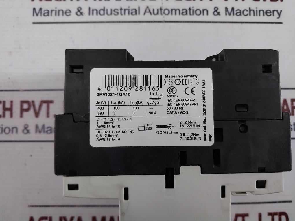 Siemens 3RV1021-1GA10 Circuit Breaker W/ 3RV1901-2A Aux Contact Switch 50/60Hz