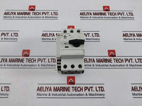 Siemens 3RV1021-1GA10 Circuit Breaker W/ 3RV1901-2A Aux Contact Switch 50/60Hz